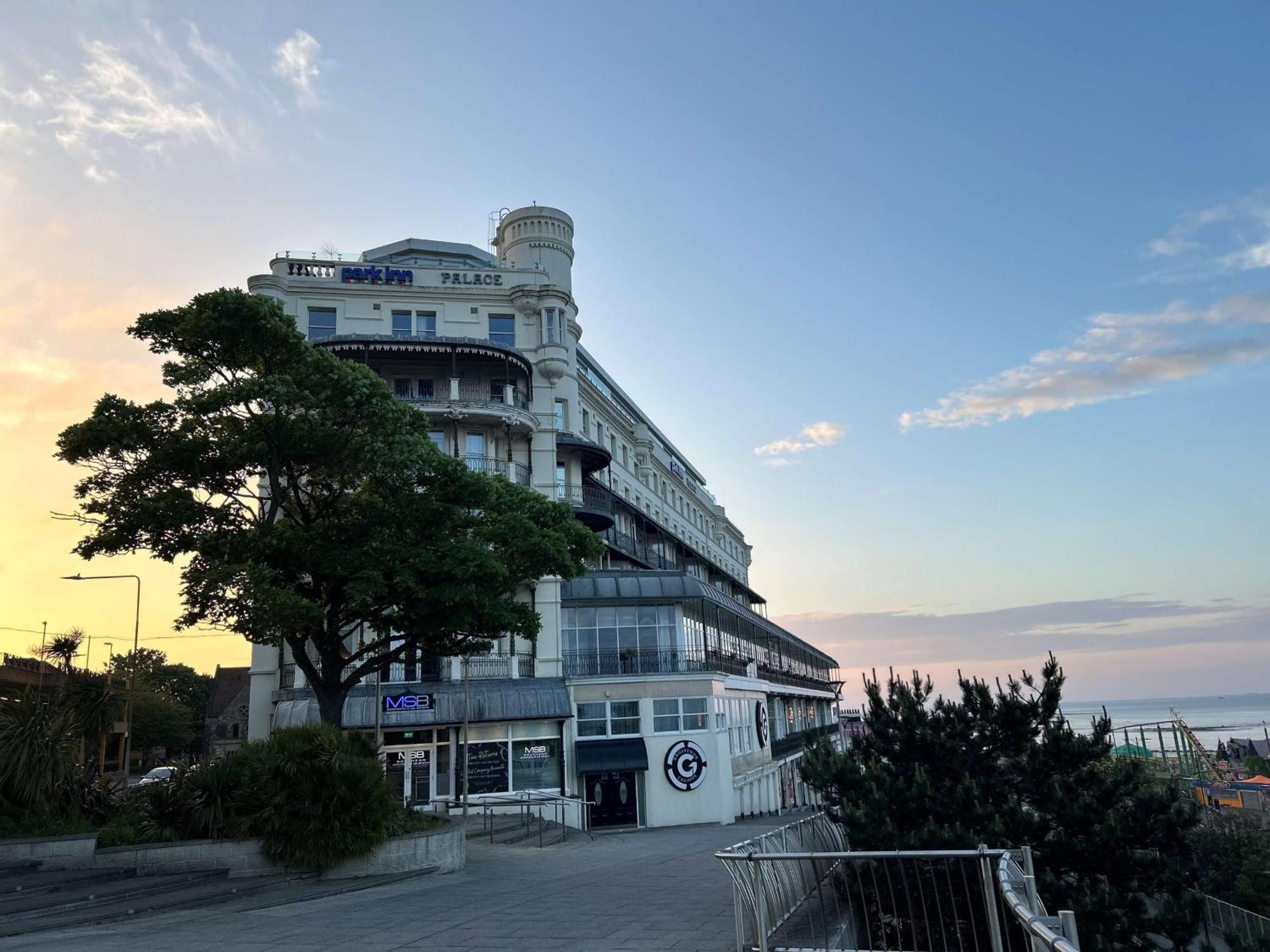 Park Inn By Radisson Palace Southend-on-Sea Ngoại thất bức ảnh